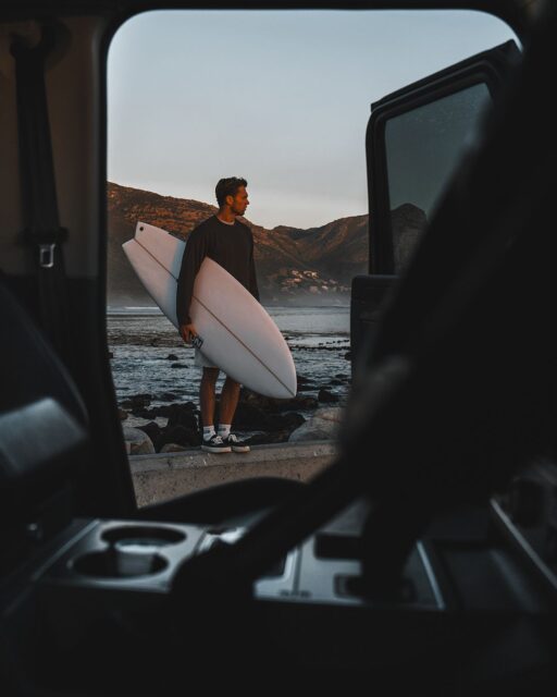 بدايات مبكرة. طرق مفتوحة. أول ضوء على الماء.

هذا ما يدور حوله الأمر. 🌊

Early starts. Open roads. First light on the water.

This is what it’s all about. 🌊

#BuiltForMore #INEOSGrenadier #SurfCheck #ineosQatar #IneosGrenadierQatar